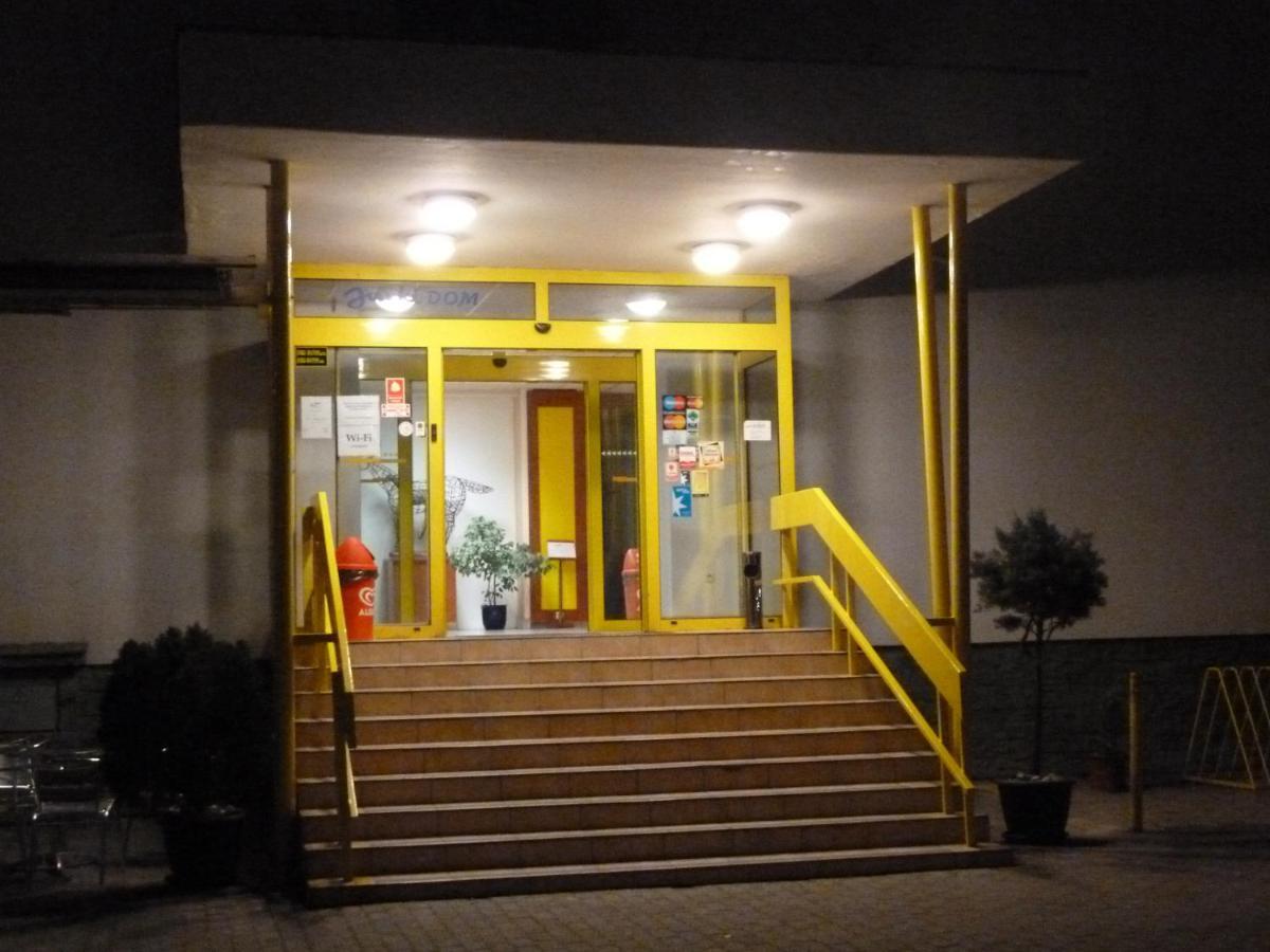 Hotel JURKI Dom Bratislava Buitenkant foto